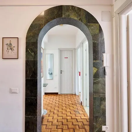 Venice City - With Private & Bathroom, Ac & Tv مارغيرا