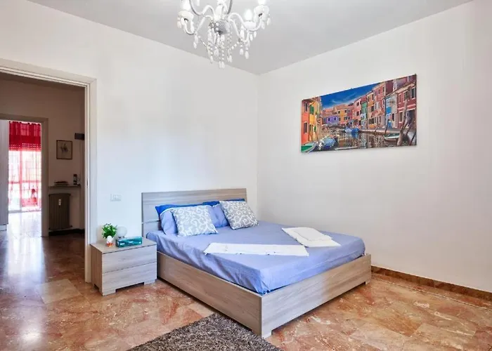 Πανσιόν Venice City - With Private & Bathroom, Ac & Tv