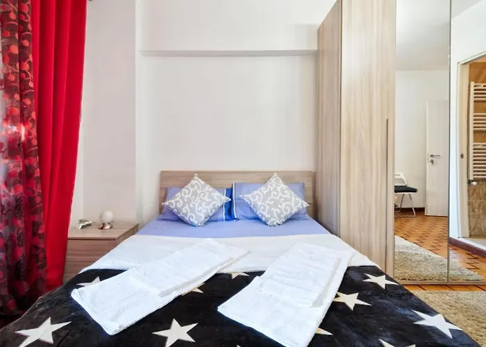 Venice City - With Private & Bathroom, Ac & Tv Μαργκέρα