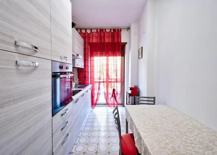 Venice City - With Private & Bathroom, Ac & Tv Πανσιόν *
