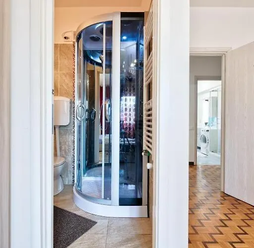 Πανσιόν Venice City - With Private & Bathroom, Ac & Tv *